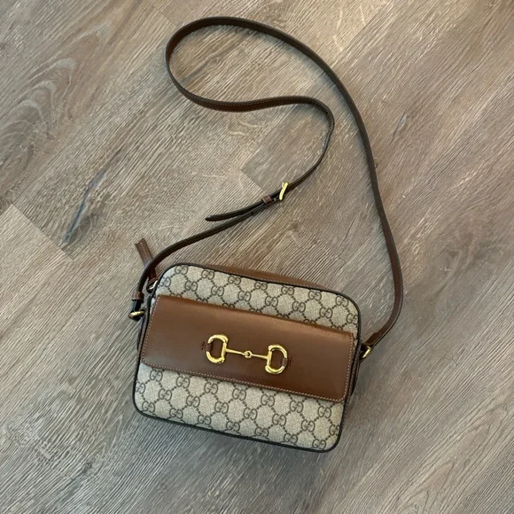 GUCCI 1955 Small Horsebit GG Supreme Crossbody Bag - Picture 2 of 16